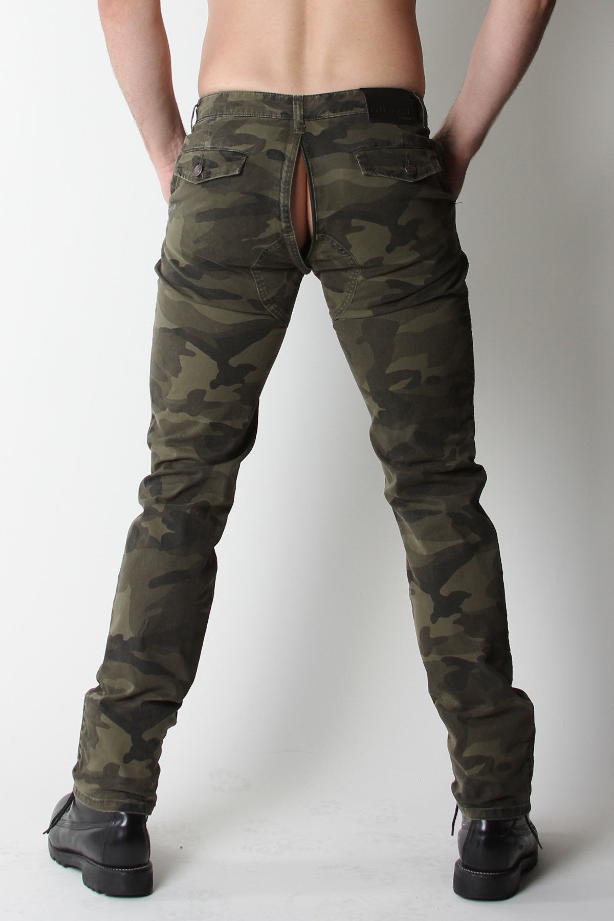 Cellblock 13 Camo Titan Zipper Pant – CheapUndies