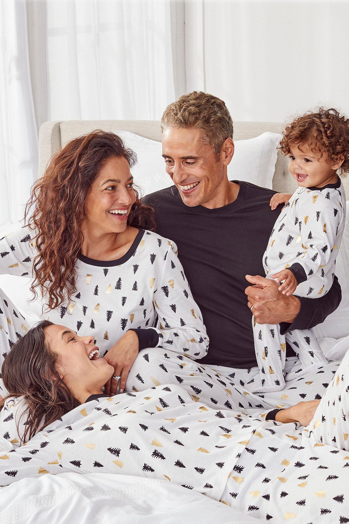Family PJs PET Holiday Pajamas in Tree Print – CheapUndies